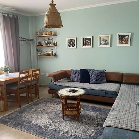 Pandora's Seaview Apartmán *
